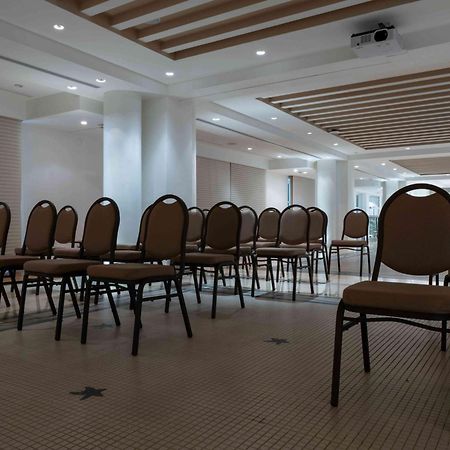 Moevenpick Hotel Бейрут Екстер'єр фото